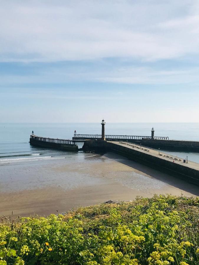 וויטבי Low Tide מראה חיצוני תמונה